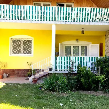 Apartment Sebestyen Balatonalmadi