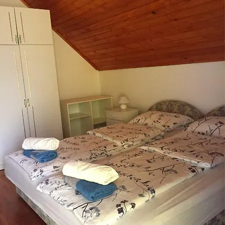 Apartment Sebestyen Balatonalmadi