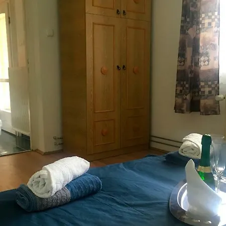 Sebestyen Apartment